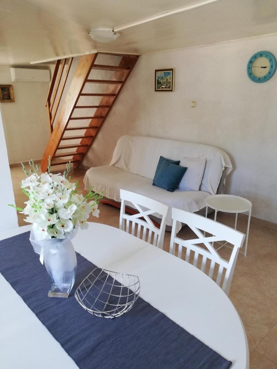 Apartment Surdic Валун Екстериор снимка