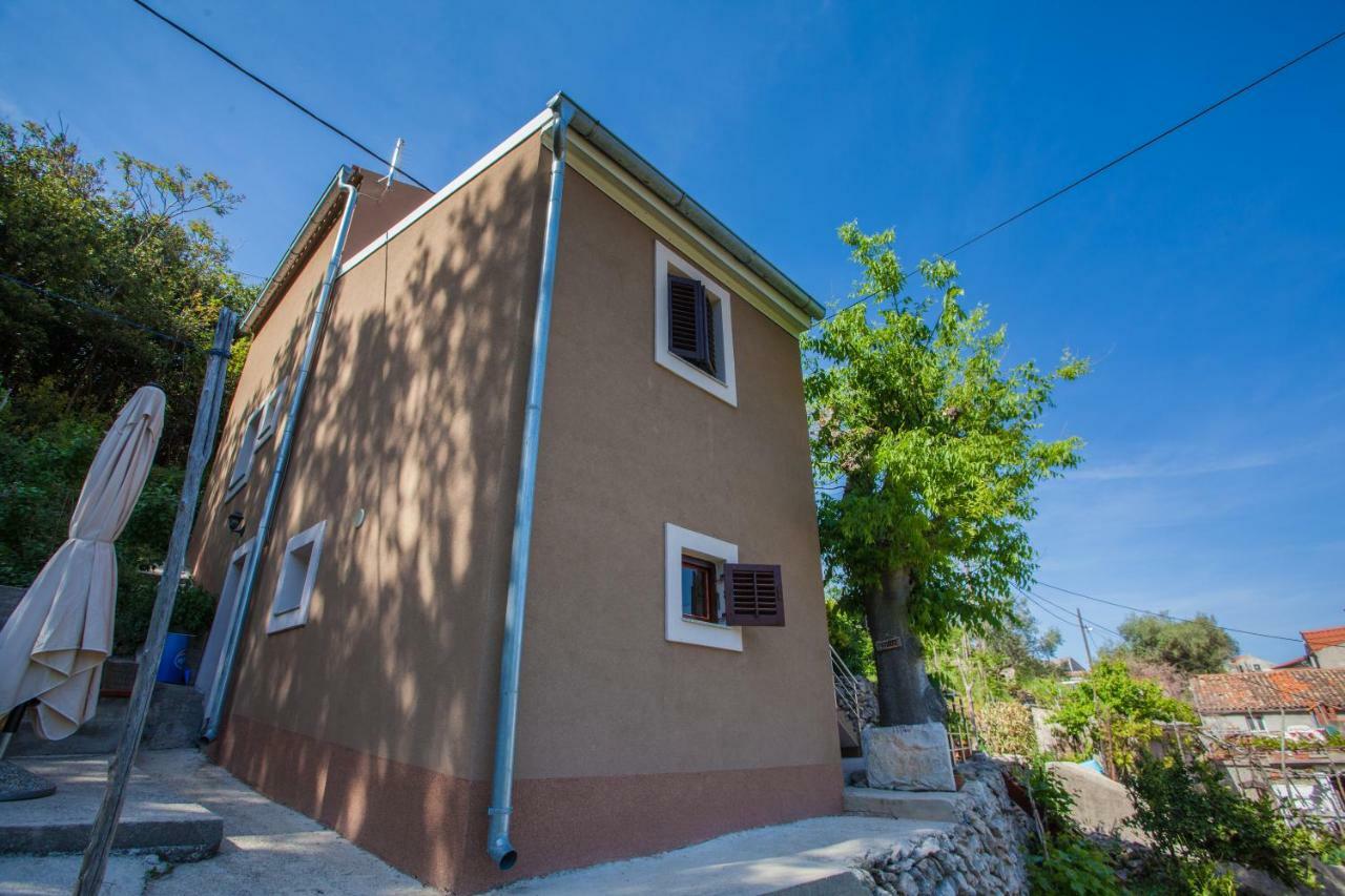 Apartment Surdic Валун Екстериор снимка