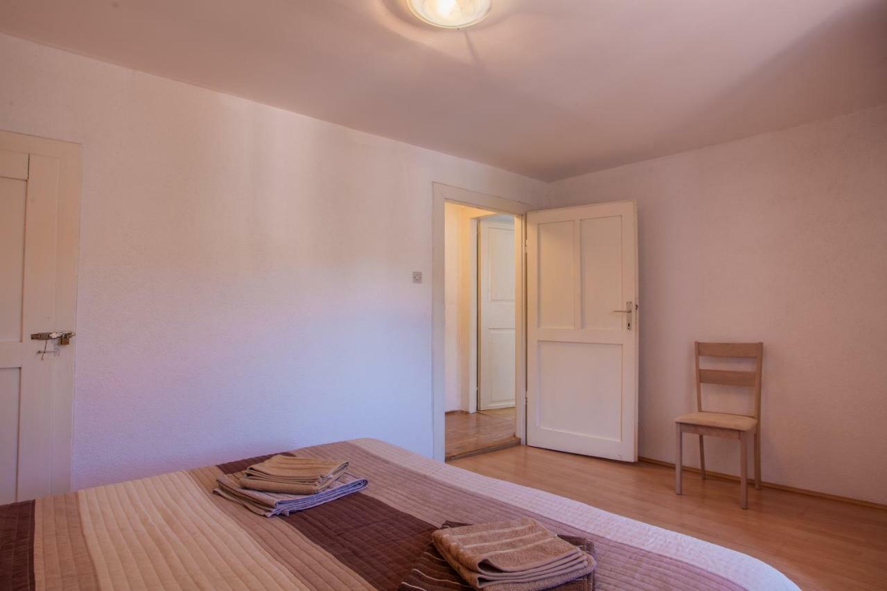 Apartment Surdic Валун Екстериор снимка