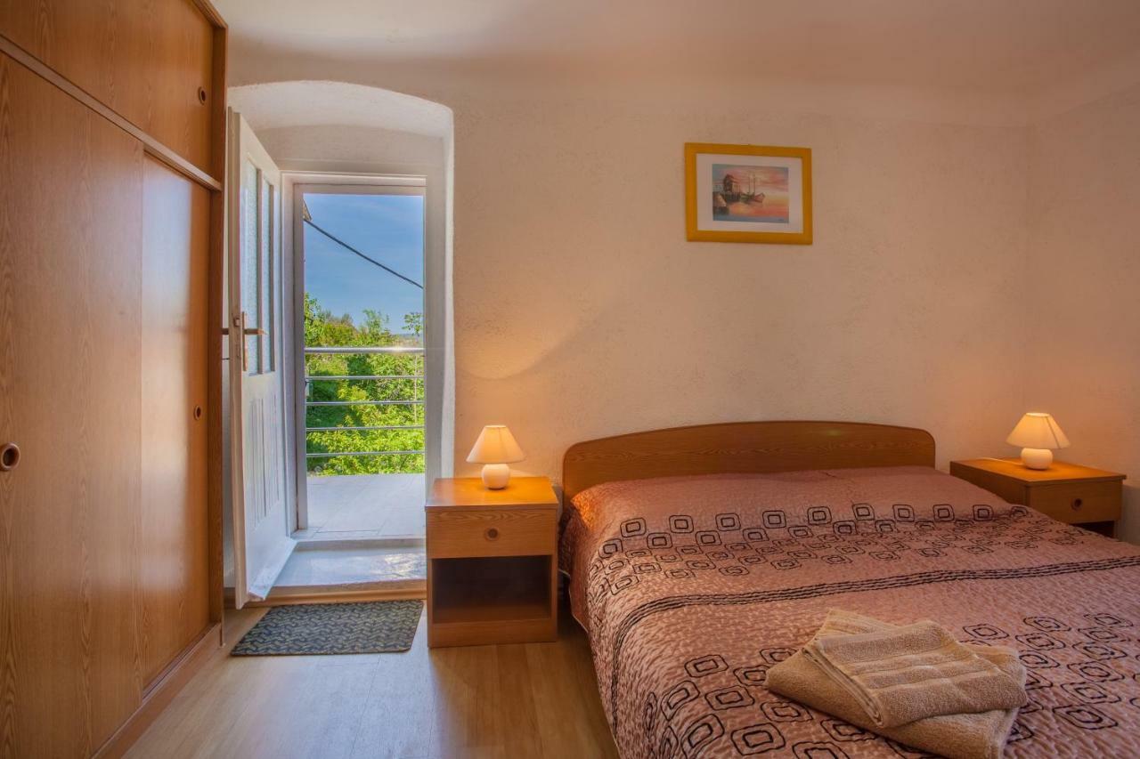 Apartment Surdic Валун Екстериор снимка