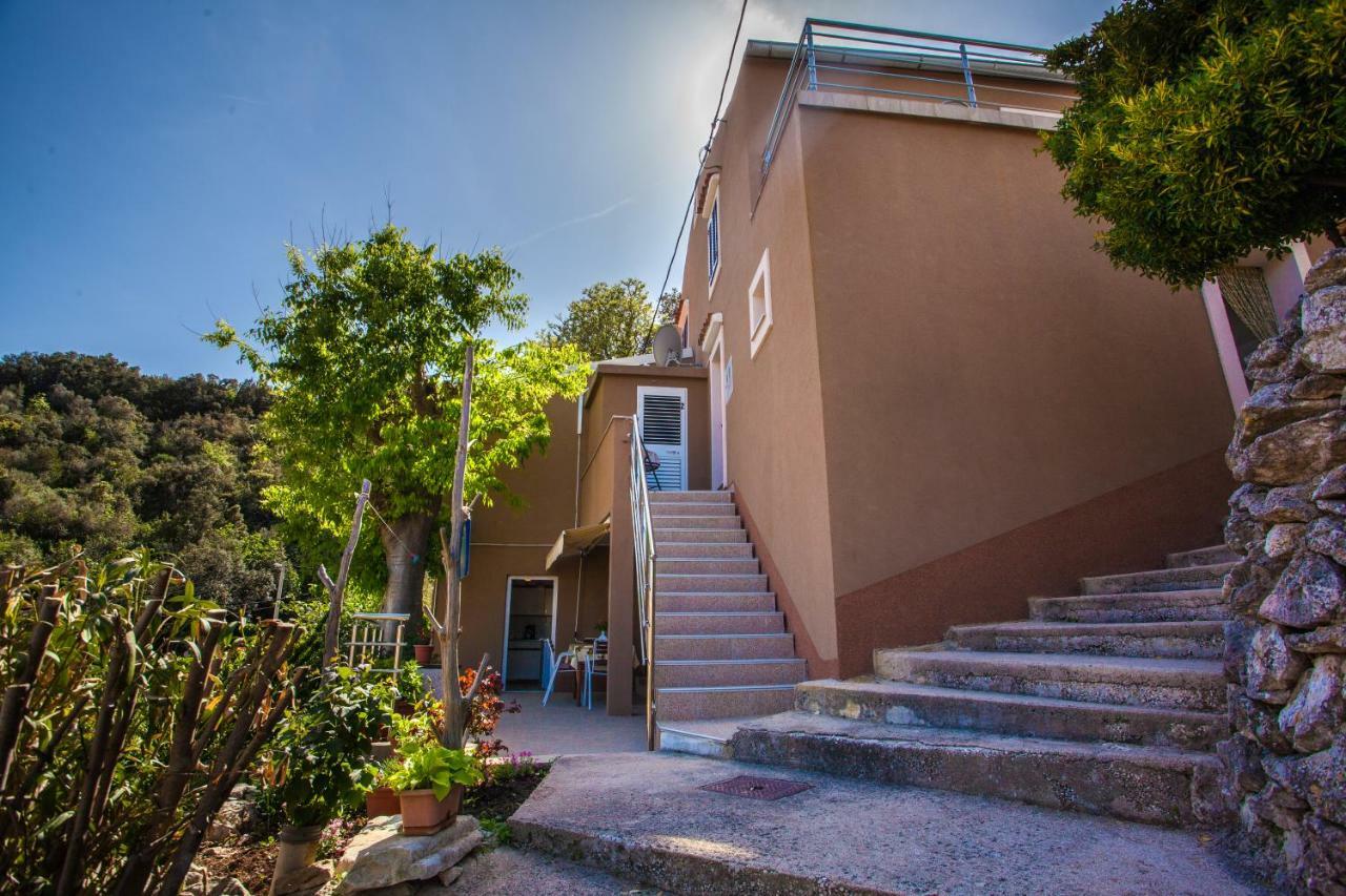 Apartment Surdic Валун Екстериор снимка