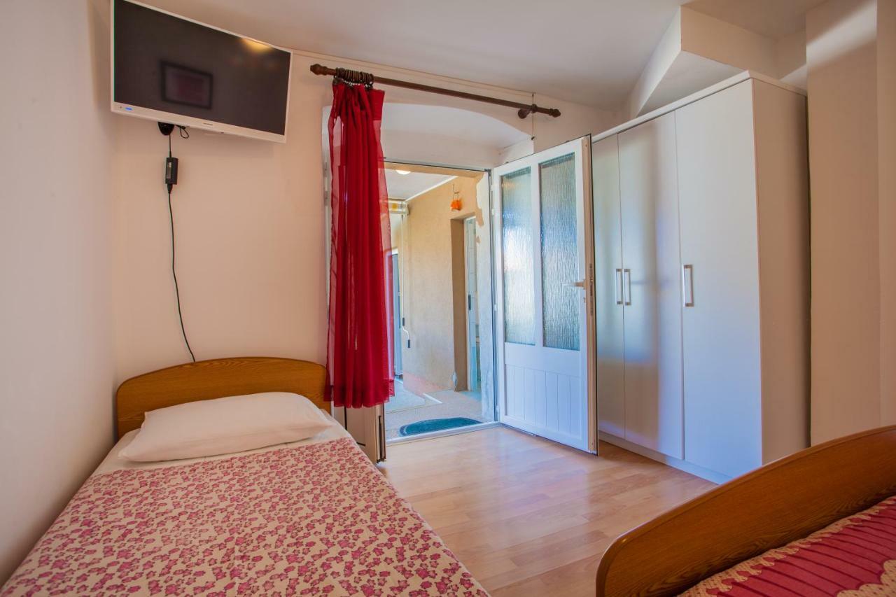 Apartment Surdic Валун Екстериор снимка