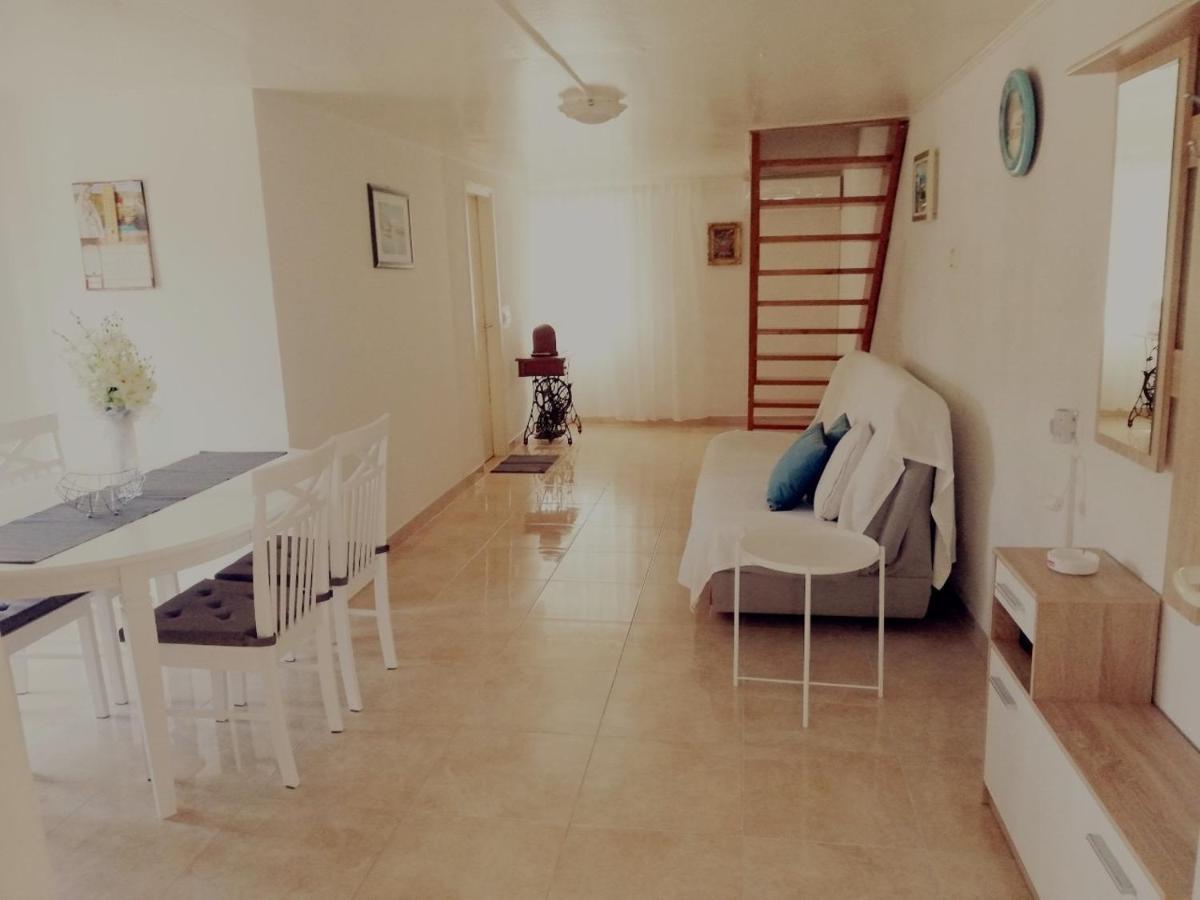 Apartment Surdic Валун Екстериор снимка